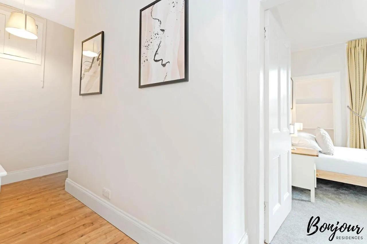 Apartmán Mabillon Suite - Gorgeous-Haymarket, City Centre-Free Parking By Bonjour Residences Edinburgh