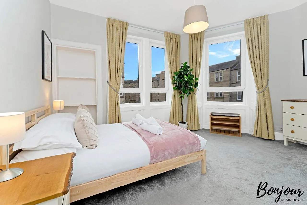 Mabillon Suite - Gorgeous-Haymarket, City Centre-Free Parking By Bonjour Residences Edinburgh Apartmán